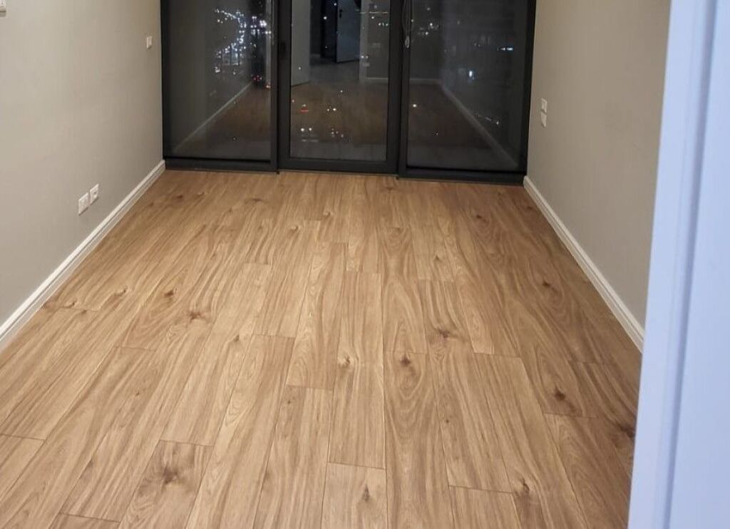 AMBIENTE UFFICIO IN AFFITTO PRESSO LAKE VIEW RESIDENCE