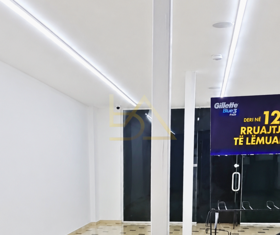 Hapësirë Komerciale Duplex për Qira – Pranë Myslym Shyrit, Tiranë