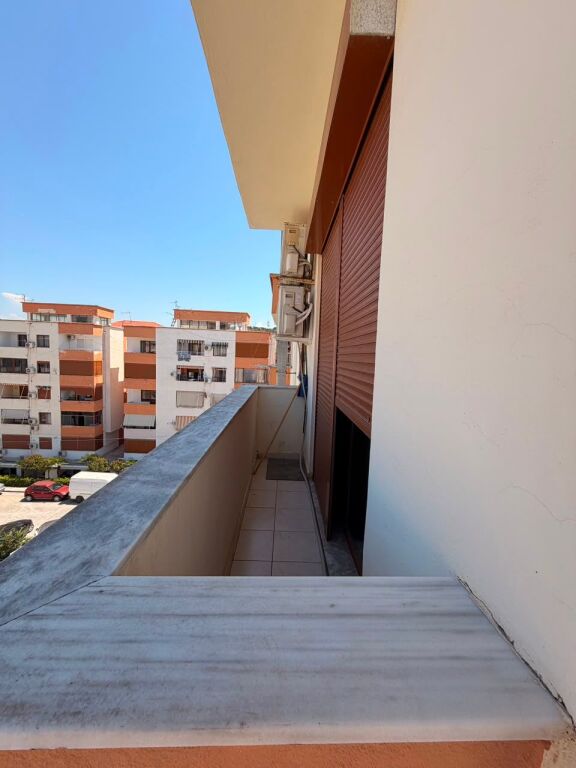 Vendesi in vendita 1+1 a Golem – Vicino a Fafa Resort