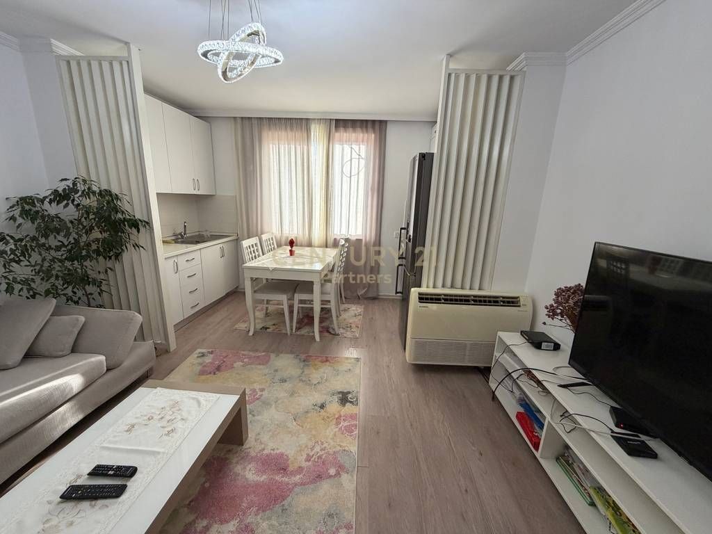 SHESIM APARTAMENT 2+1 NE KINOSTUDIO!