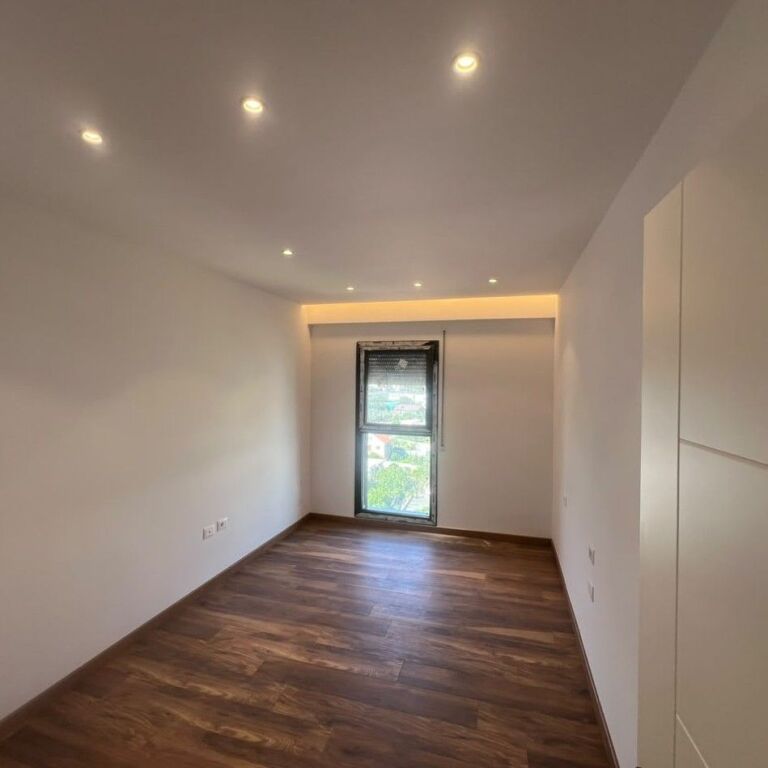 🏡✨ SHITET APARTAMENT 2+1 – BENGASI, PRANË RRETHIT TË KLANIT ✨🏡