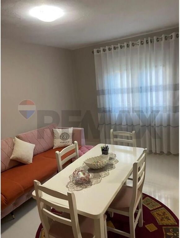 Ali Dem, Affittiamo Appartamento 1+1 - 45000 Lek