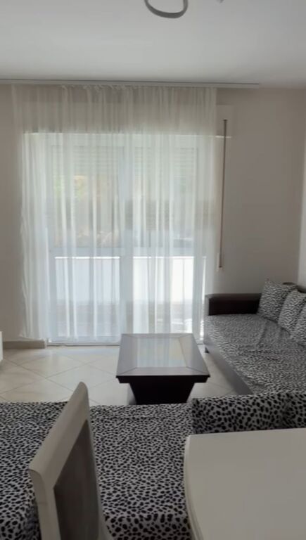 Rent | Apartament 2 + 1 | Don Bosko | 600 €/month