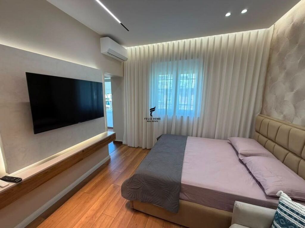 SHITET GARSONIERE 34 M2 PAZARI RI 120.000 EURO FH-81599