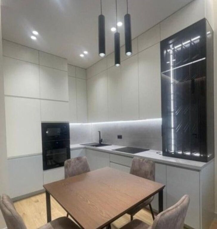 Apartament per qira 1+1 i mobiluar, tek Kompleksi "Square21"!