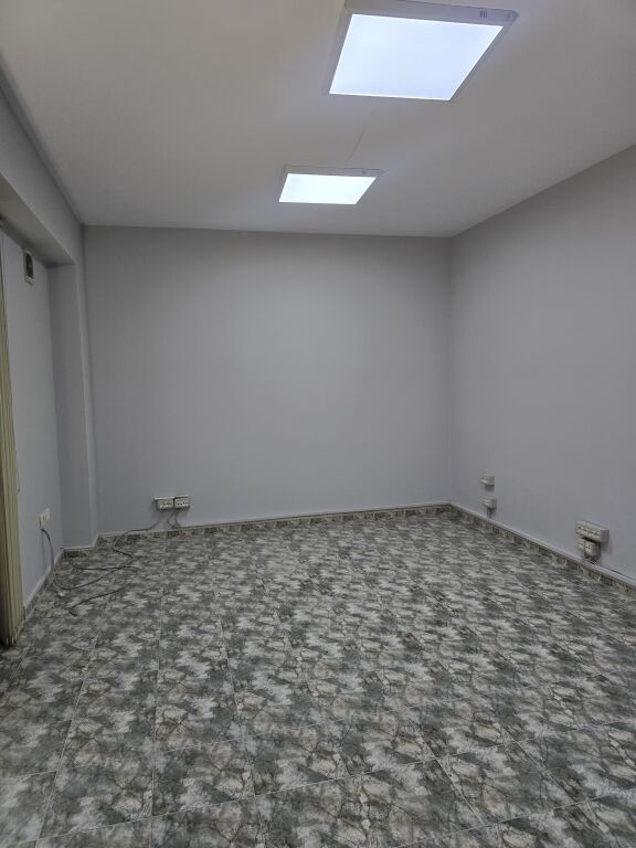 Office for rent at Garda