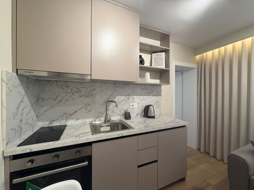 Vendesi, 2 Appartamenti 1+1, 21 Dhjetori. CITY63473