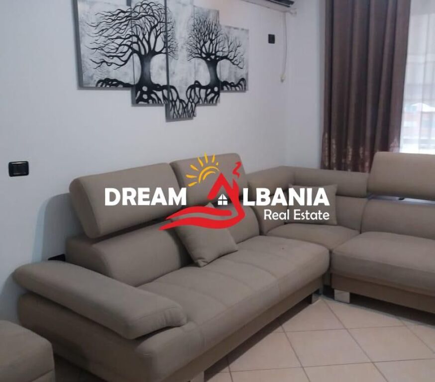 Jepet apartament 2+1+2 me qera ne zonen e Misto Mame prane Pallateve Cabej (ID 42215604)