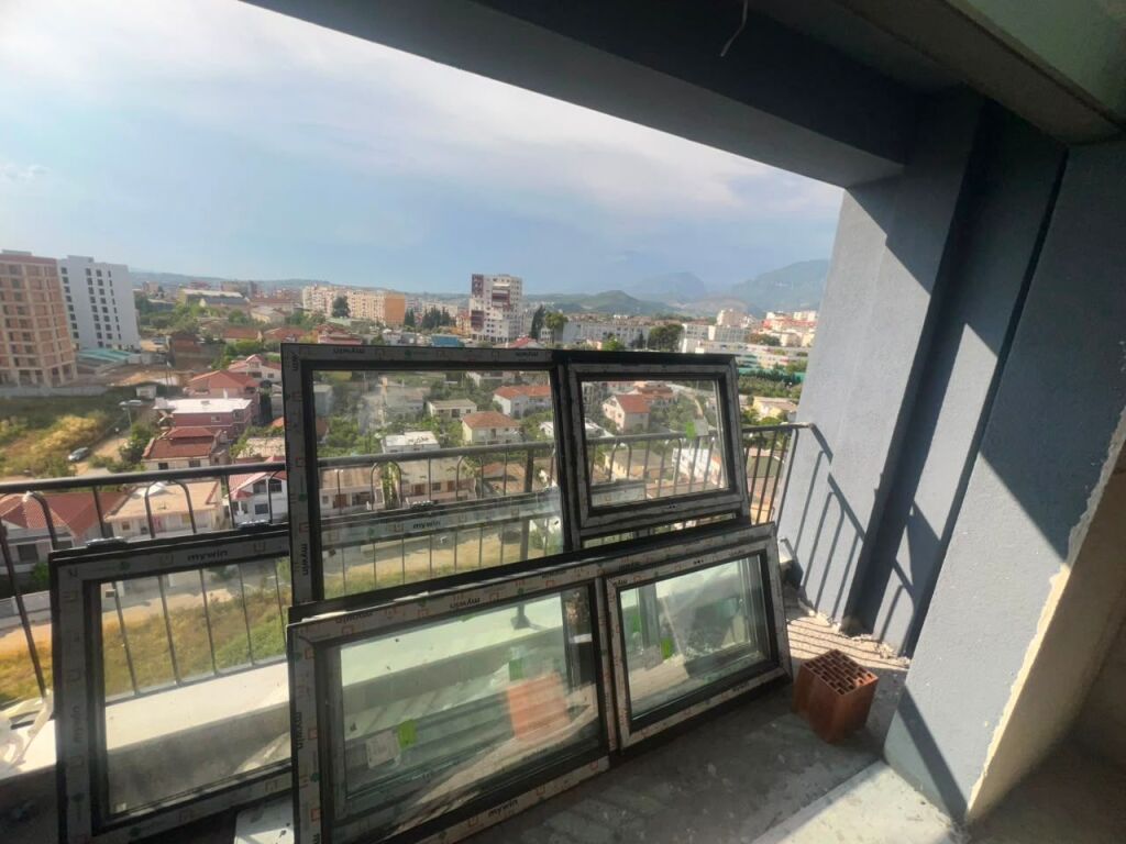 🏡 Shitet Apartament 2+1+2   tek Bengasi