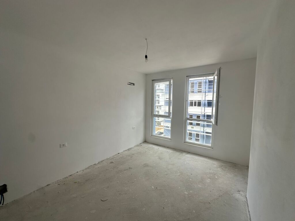 Apartament 1+1 per shitje tek Univers City