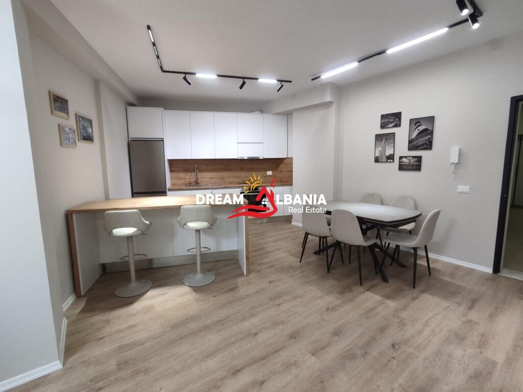 Apartment 2+1+2wc for rent in Pazar te Ri