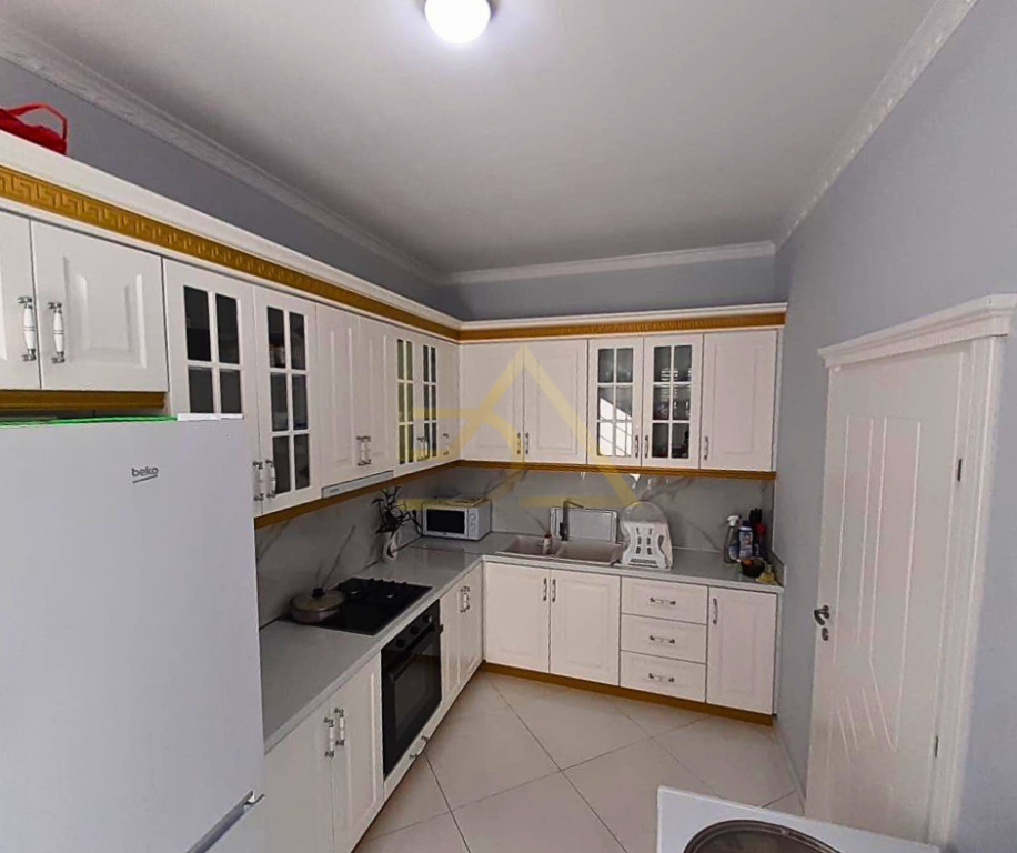 Kati i Vilës për Qira – Mjull-Bathore, Tiranë
