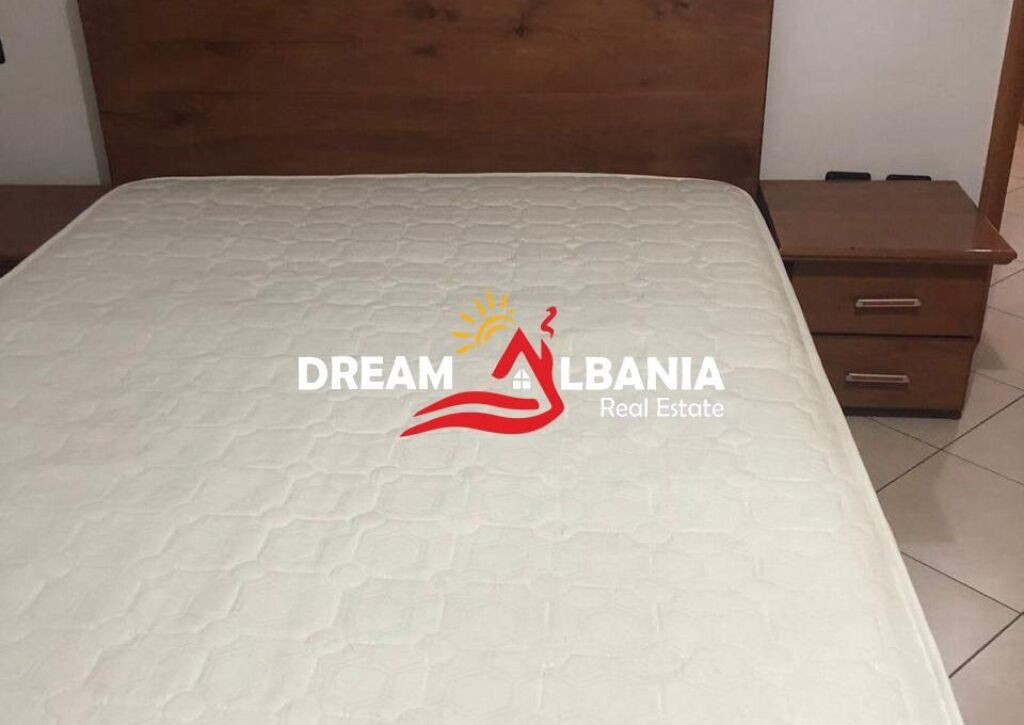 Jepet apartament 2+1+2 me qera ne zonen e Misto Mame prane Pallateve Cabej (ID 42215604)