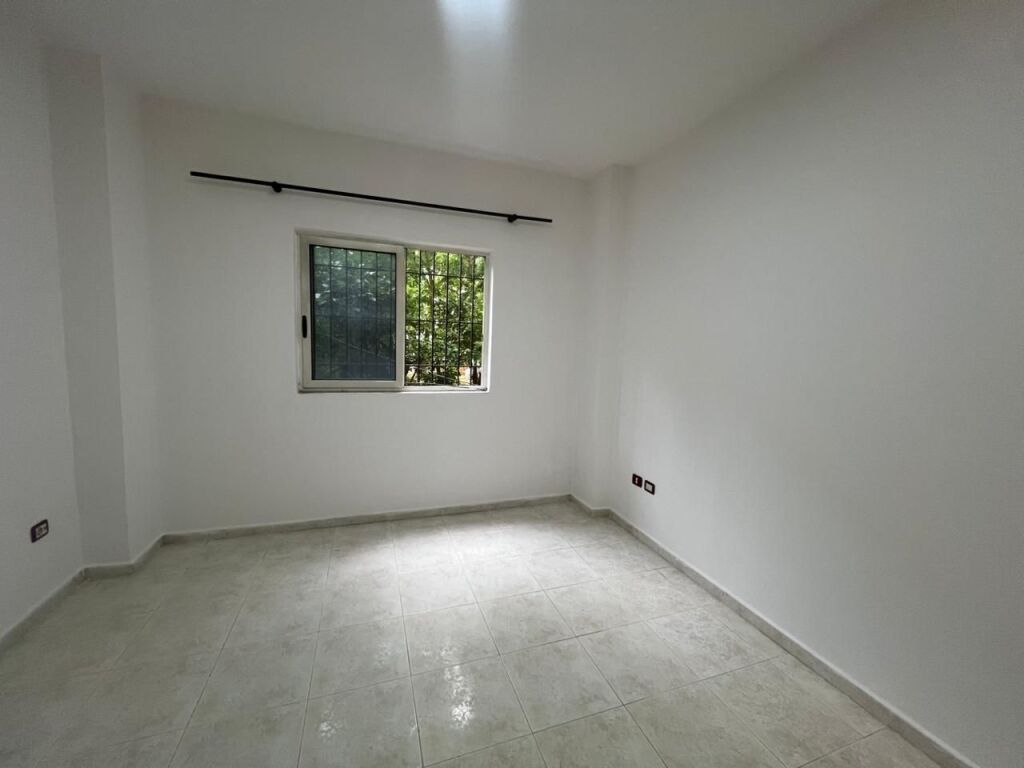 🏡 Apartment 2+1 for rent – Former Bus Park💰 Price: 45,000 Lek/month