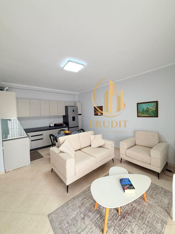 Appartamento 2+1 con Deposito in Vendita, Via Cipaj, vicino a Bohem, Vlora