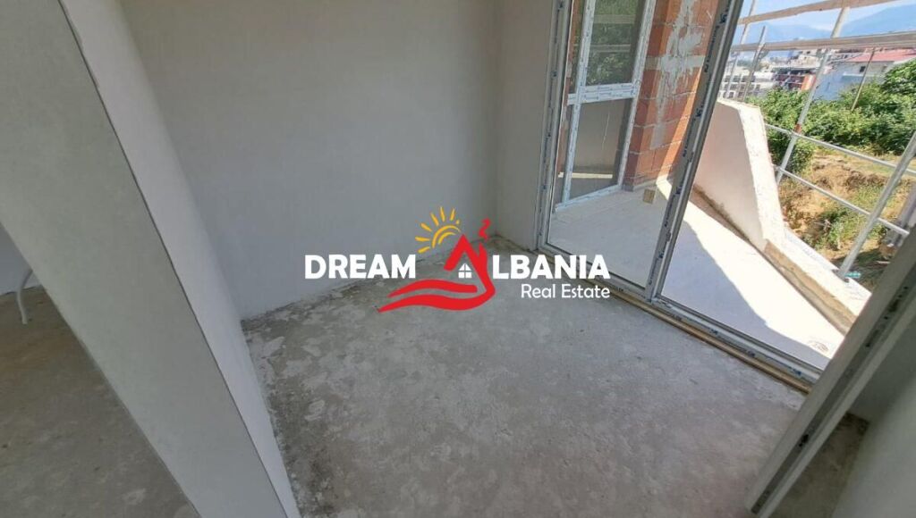 Duplex 3+1 for sale near the Dry Lake close to Radisson Hotel in Tirana (ID 5131001)