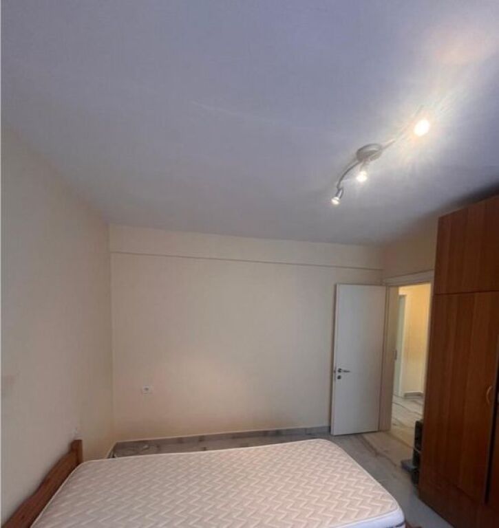 Apartament 1+1 për Shitje – Rruga Mine Peza