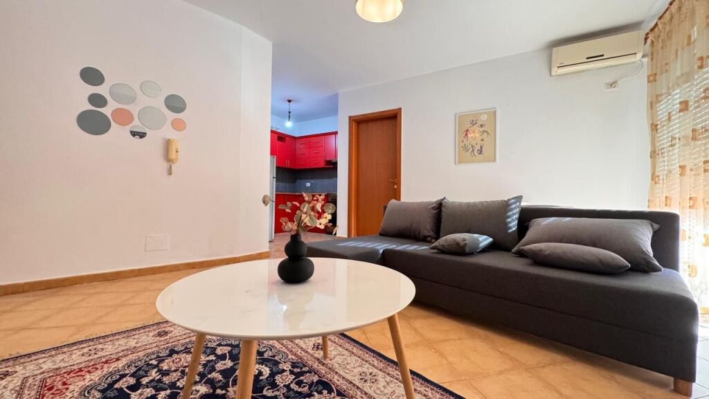 Apartament 1+1 me qira tek Air Albania!