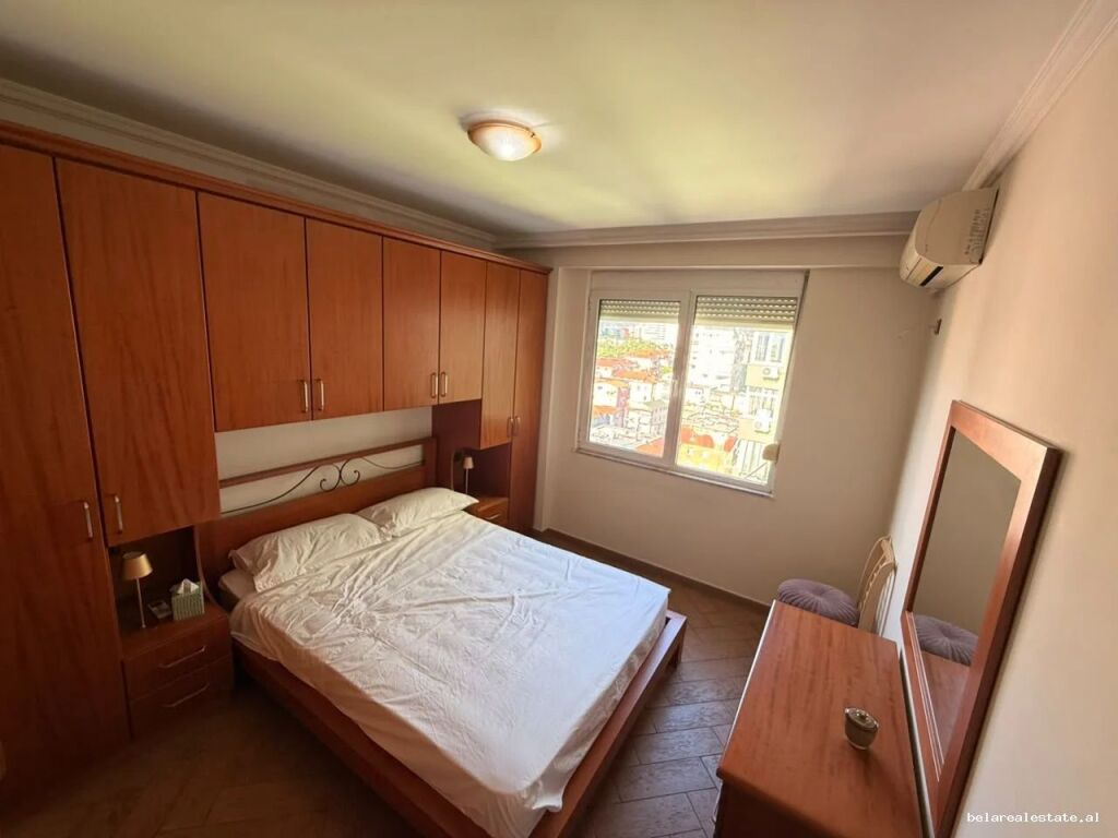 Appartamento 2+1 In Affitto A Blloku ( ID B2201971) Tirana