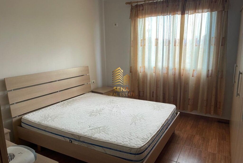 Qira, Apartament 1+1, Xhamlliku, 35.000 Leke/ Muaj