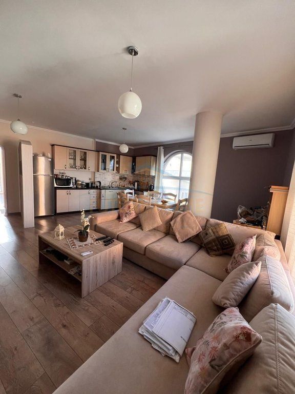 For rent, penthouse 2+1+2, Mali i Robit, Kavajë