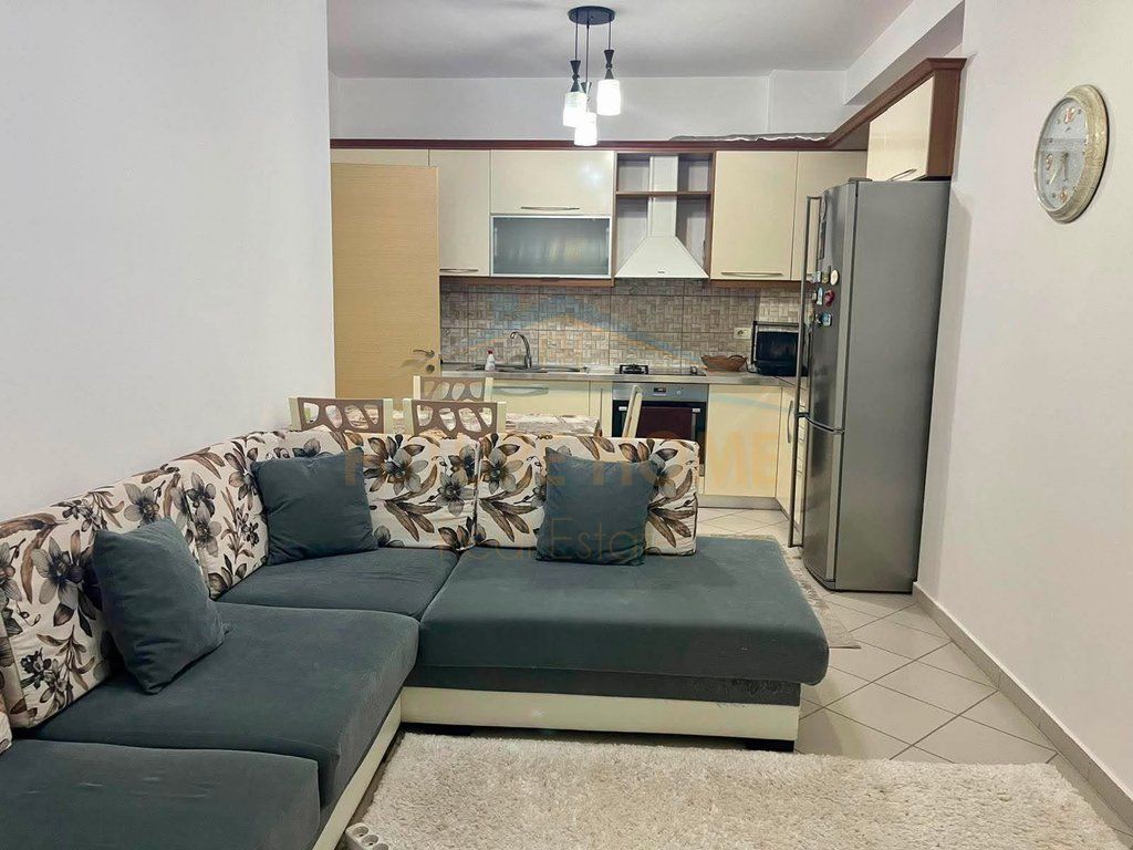 Shitet, Apartament 1+1, Unaza e Re. UNA71233