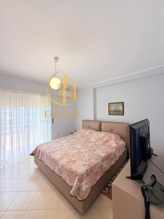 Appartamento 2+1 con Deposito in Vendita, Via Cipaj, vicino a Bohem, Vlora