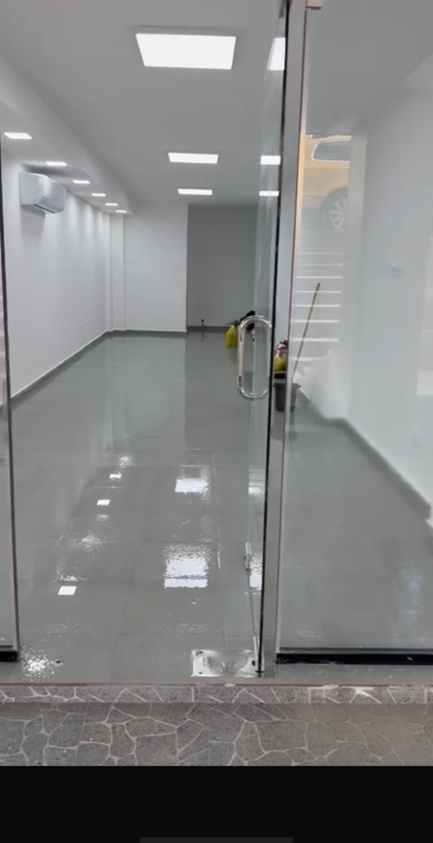 Jepet me qera ambient per zyra - 1   Sip 44 m² Vendndodhja Rruga Dritan Hoxha, Laprak   