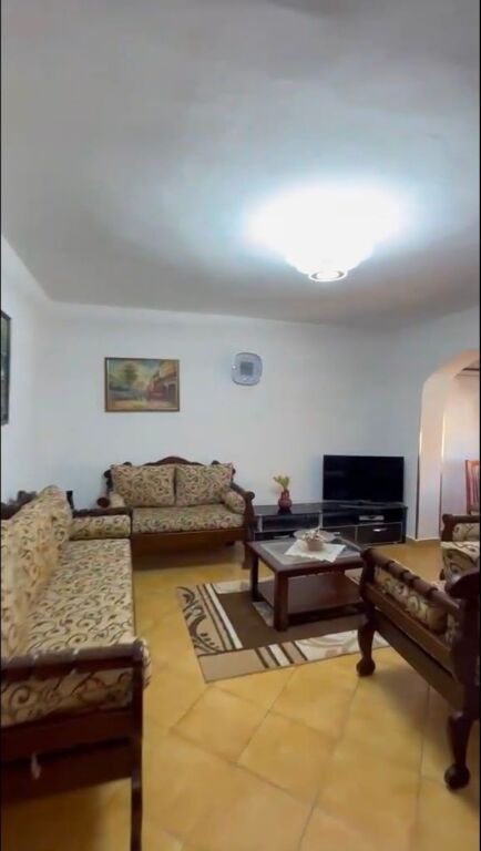 Rent | Apartament 2 + 1 | Pazari I Ri | 600 €/month