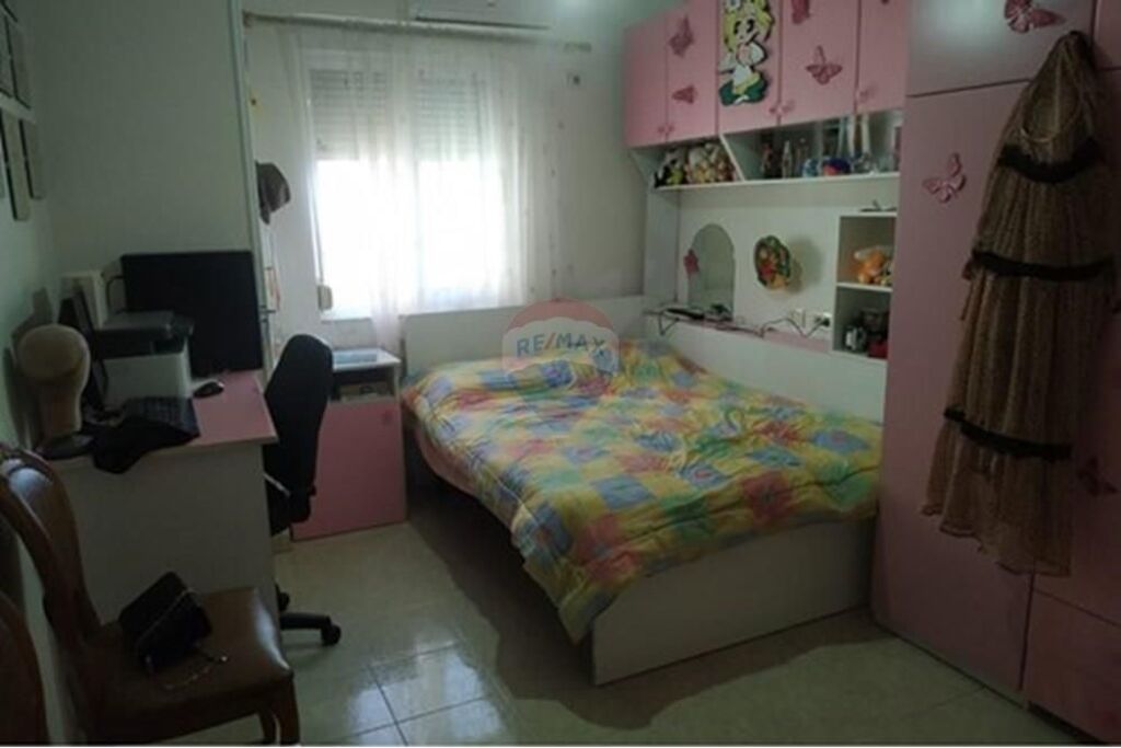 Apartament - Për Shitje - Shkolla e Baletit, Tiranë(ID: 530411012-95)