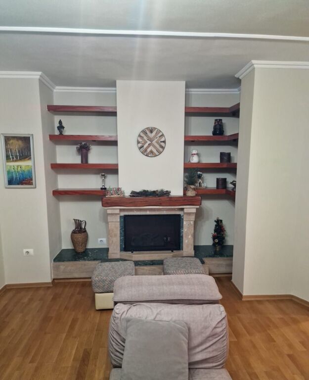 Affitto | Apartament 2 + 1 | Rruga Fortuzi | 900 €/mese