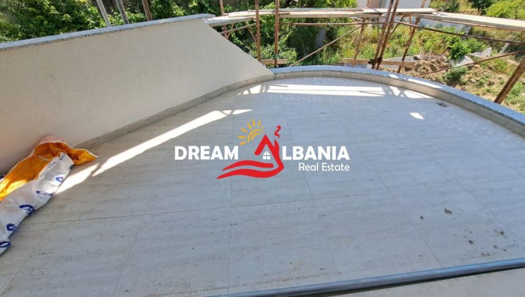 Duplex 3+1 for sale near the Dry Lake close to Radisson Hotel in Tirana (ID 5131001)