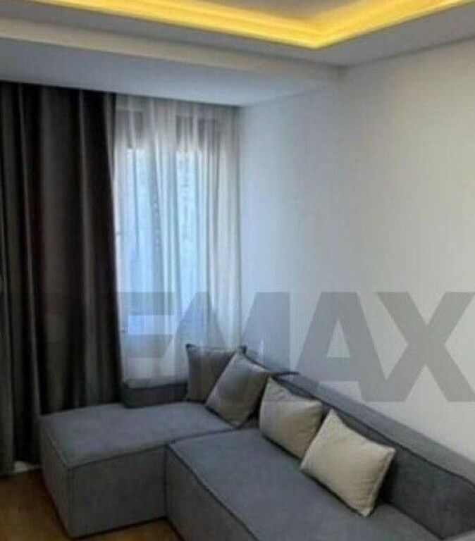 VENDESI, 3 APPARTAMENTI 1+1, 21 DICEMBRE, TIRANA  ID:530581012-30