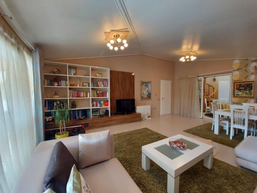 Rent | Apartament 2 + 1 | Dajt | 800 €/month