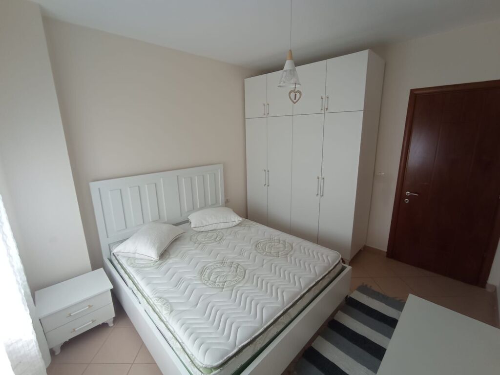 🏢Siri Kodra Street, near Big Market, a 2+1+2 furnished apartment is for rent. 65,000 Leke