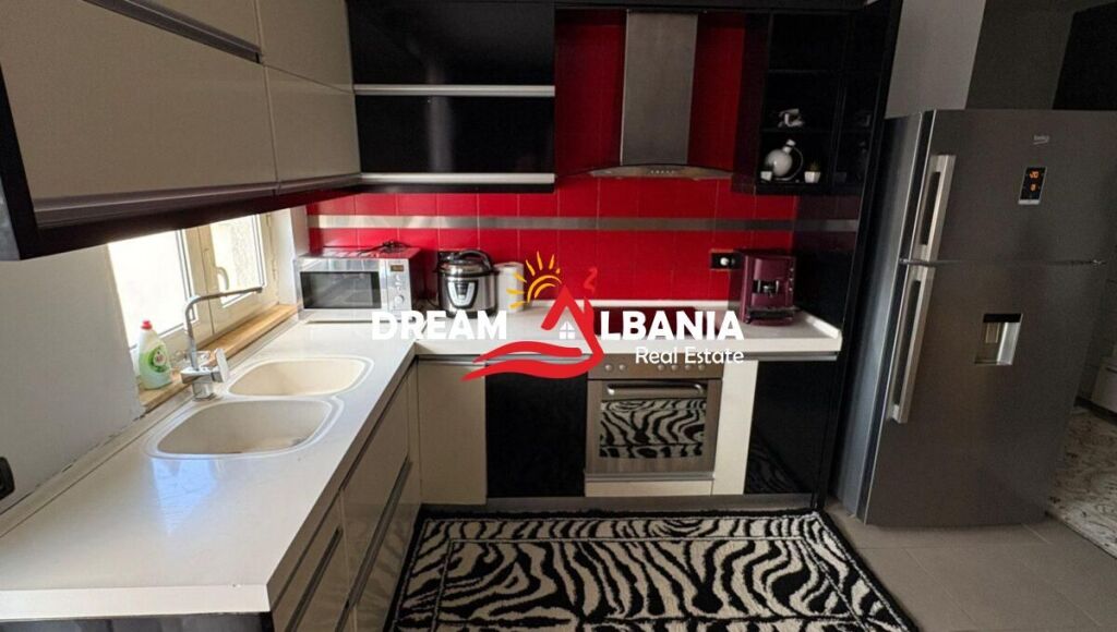Jepet Apartament 2+1 me qera  Tek Shkolla Baletit mbrapa Njesise Bashkia nr 2 (ID 4229614)