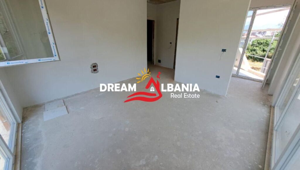Duplex 3+1 for sale near the Dry Lake close to Radisson Hotel in Tirana (ID 5131001)