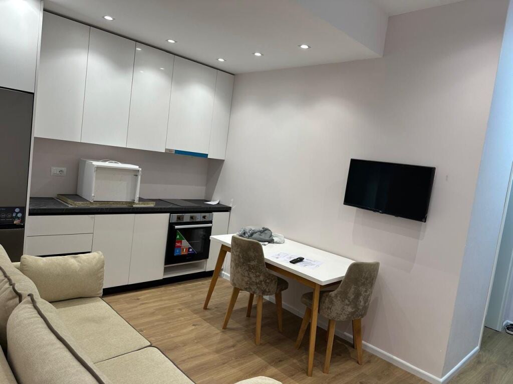 Qera | Apartament 1 + 1 | Ali Demi | 400 €/muaj