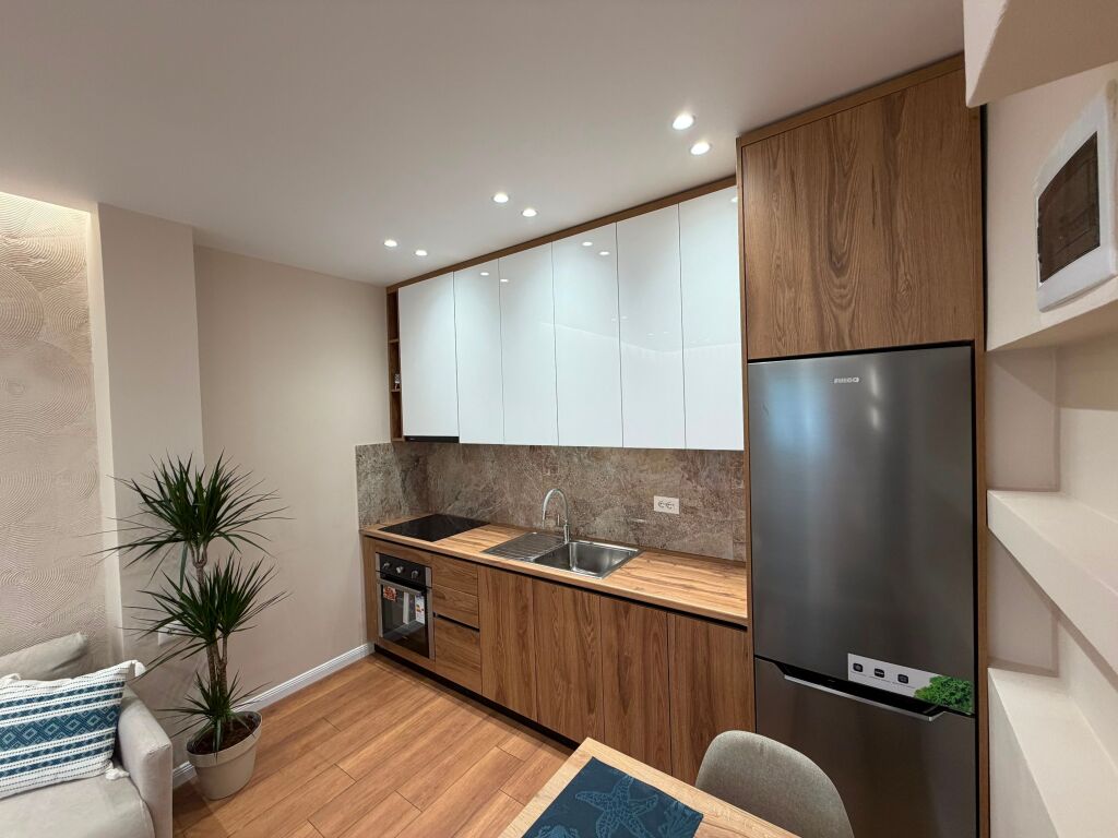 Studio apartment for sale at Pazari i Ri!