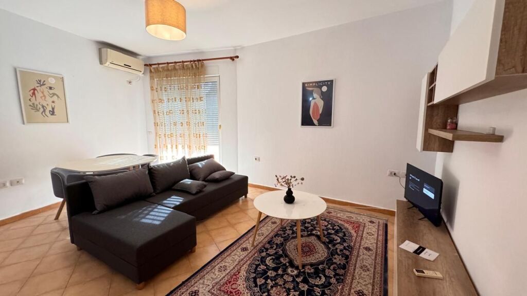 Apartament 1+1 me qira tek Air Albania!