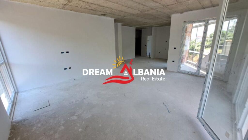 Duplex 3+1 for sale near the Dry Lake close to Radisson Hotel in Tirana (ID 5131001)
