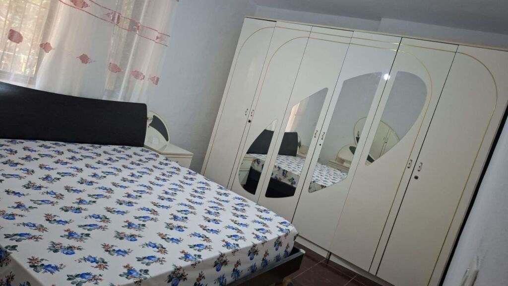 Affitto | Apartament 2 + 1 | Shkolla e Bashkuar | 500 €/mese