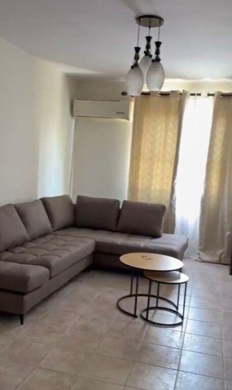 Affittasi appartamento 2+1 in Via 5 Maji vicino a Concord Center