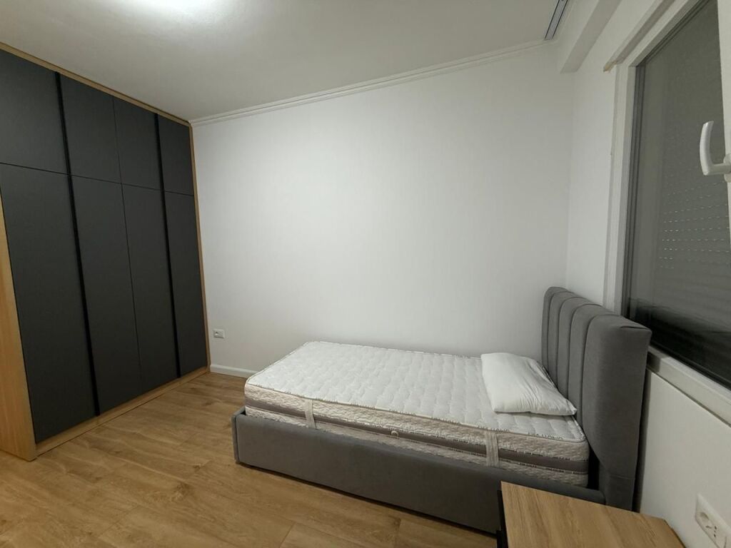 🏡 Jepet me qira apartament 3+1+2 me post parkimi – Rezidenca Klensi, Astir 📍