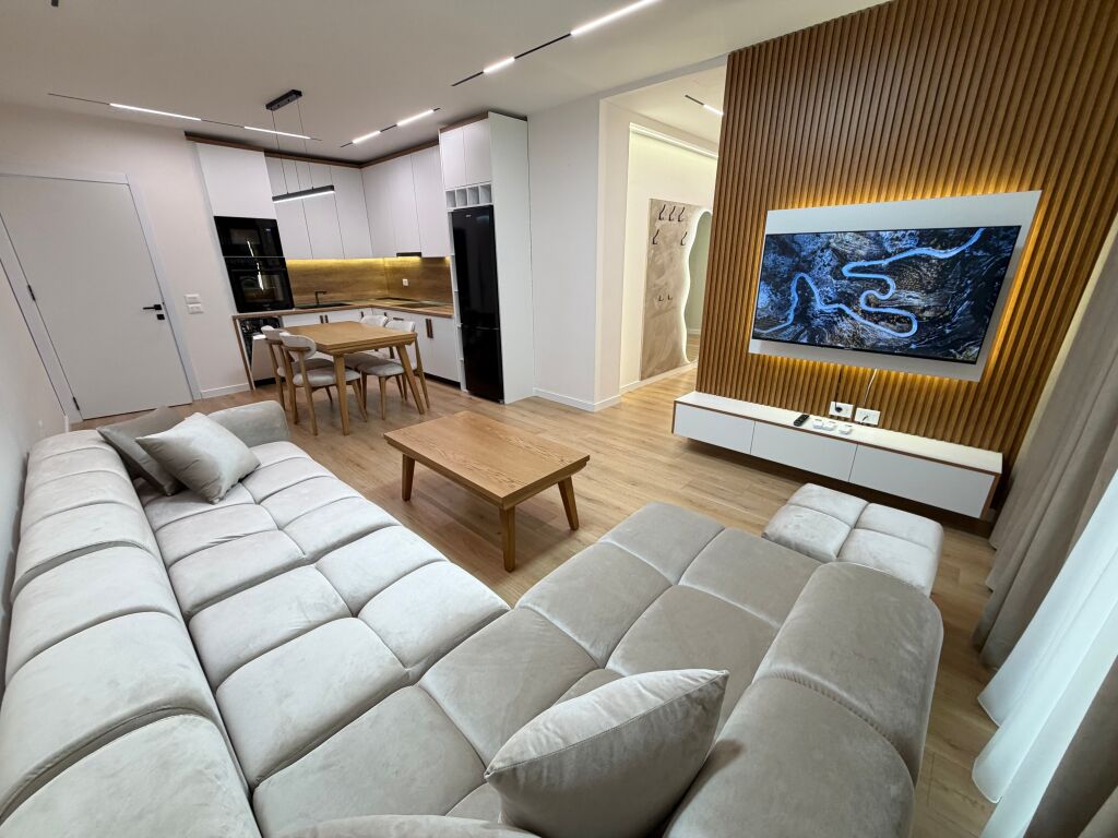 🏡 Shitet Apartament 2+1+2 – Yzberisht, tek KMY  📐 96.6 m² |   💰 Çmim  173 milion leke