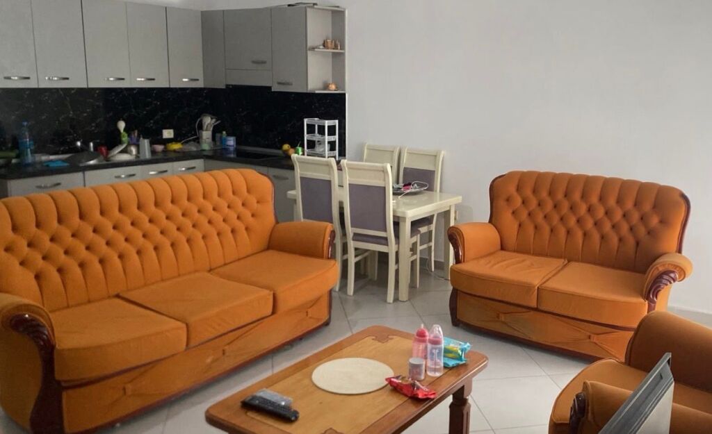 Apartament me qera 1+1 Qsut