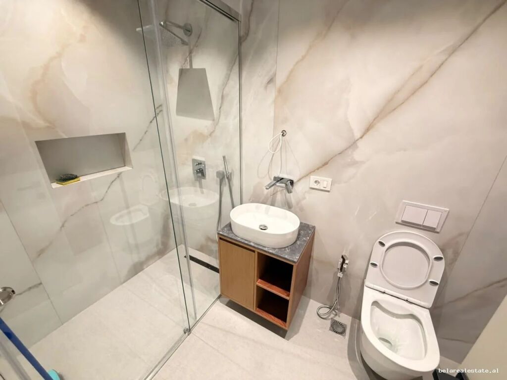 Apartament me qera 1+1 tek Zogu i Zi (ID B2101785) Tirane