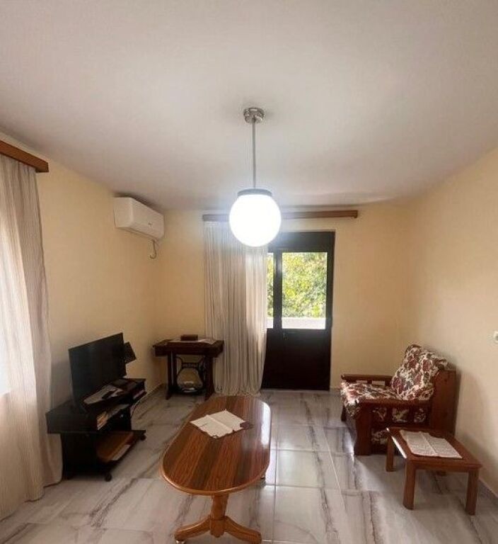Apartament 1+1 për Shitje – Rruga Mine Peza