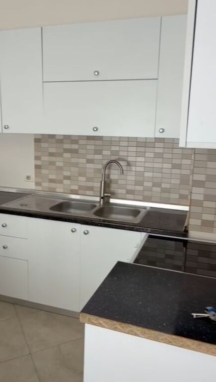 Rent | Apartament 2 + 1 | Don Bosko | 600 €/month