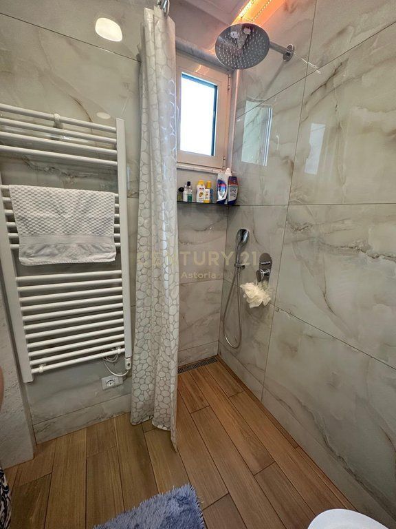 Apartament 2+1+2 per shitje tek Irfan Tomini